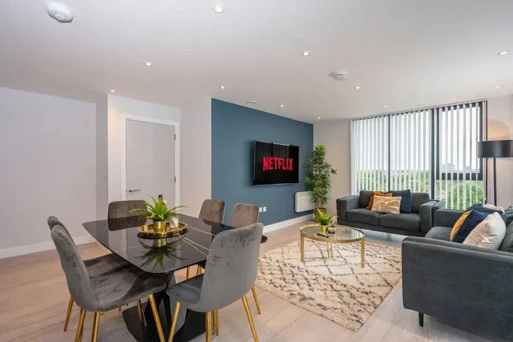 Flat Oldfield Road in Salford