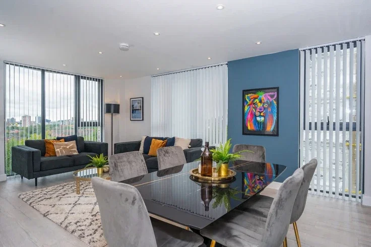 Flat Oldfield Road in Salford