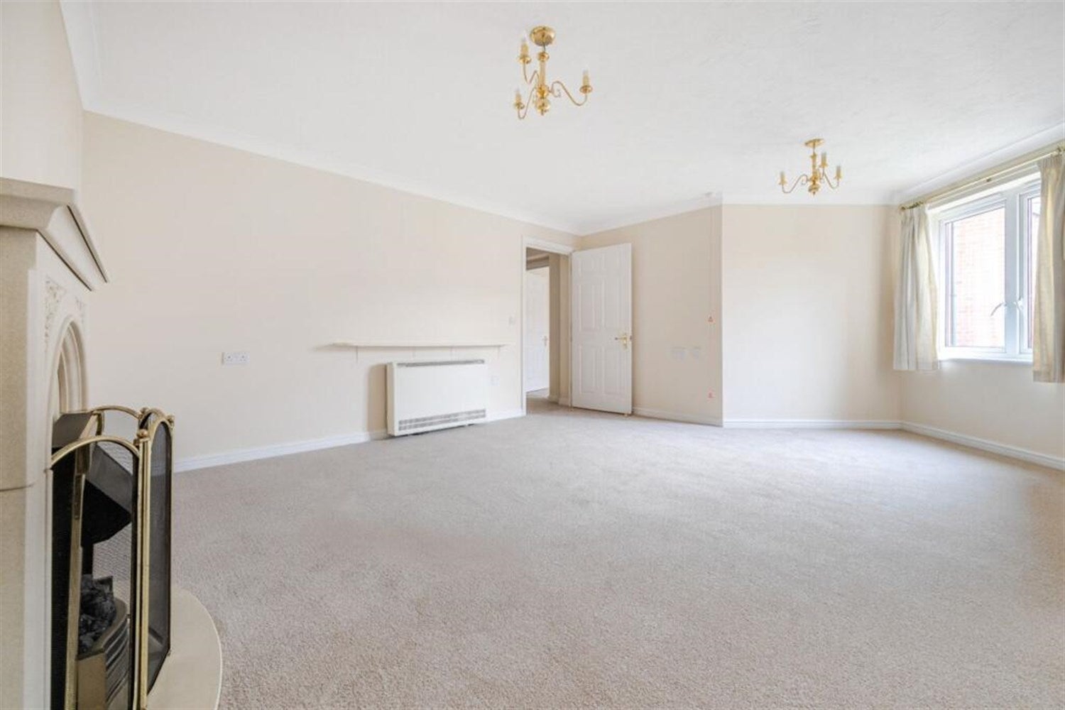 Flat South Bank in Chichester