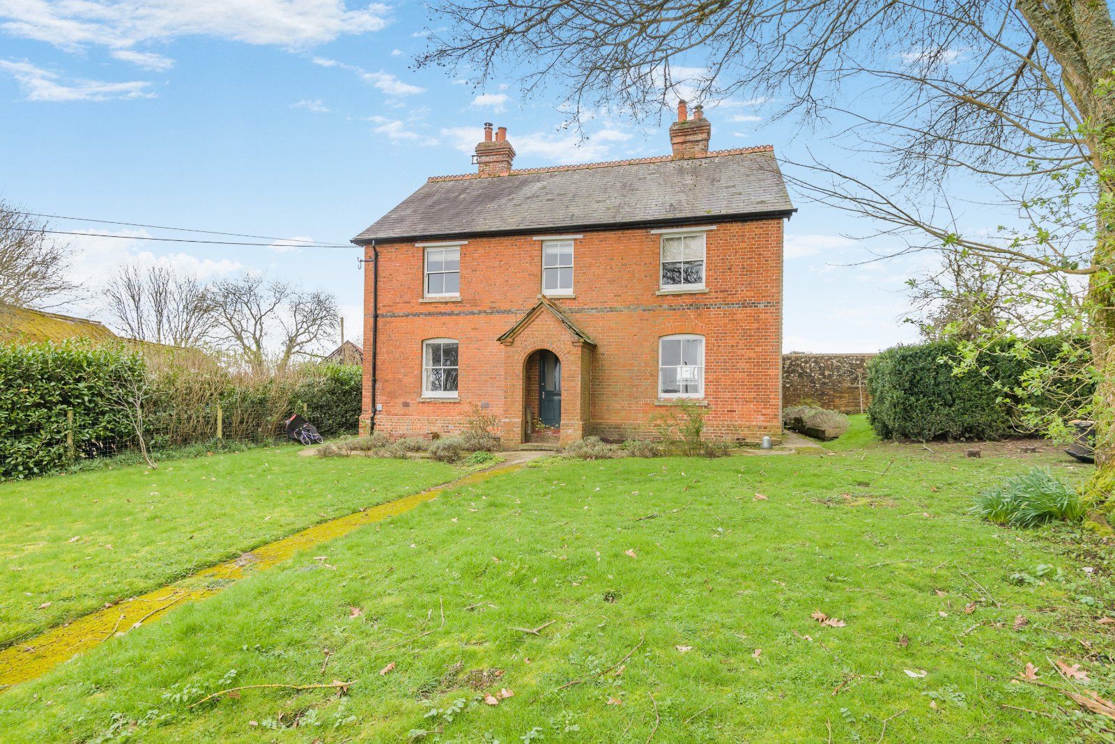 House Highclere Street in Basingstoke and Deane