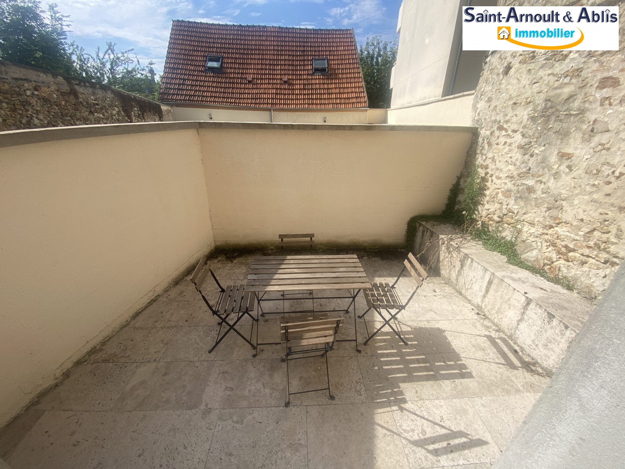 Appartement Rue Charles de Gaulle à Saint-Arnoult-en-Yvelines