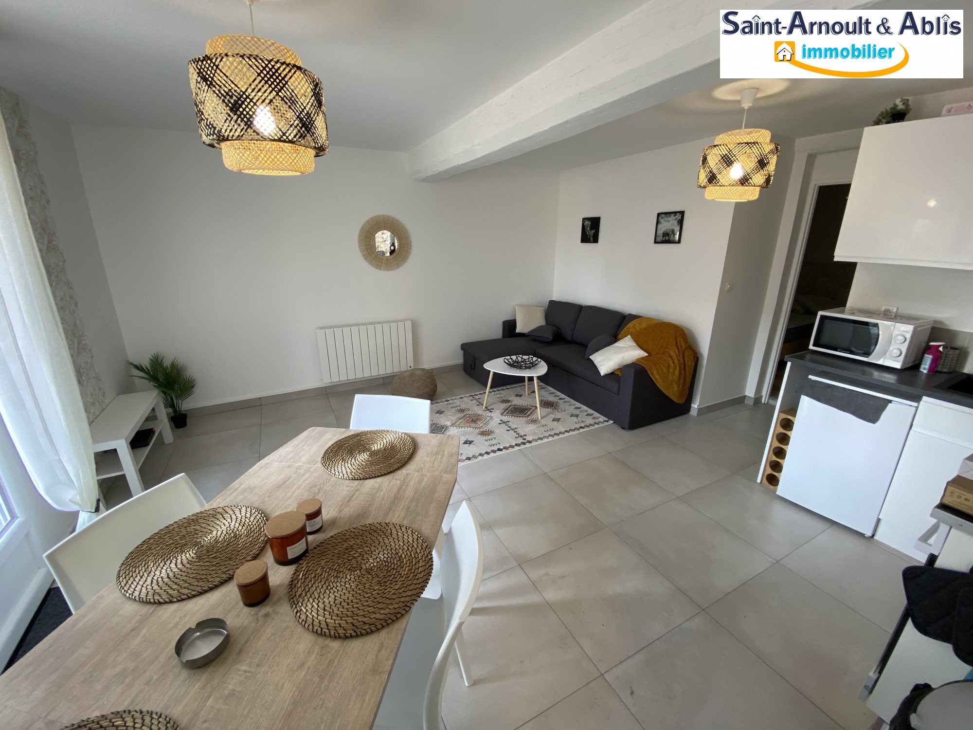 Flat Rue Charles de Gaulle in Saint-Arnoult-en-Yvelines