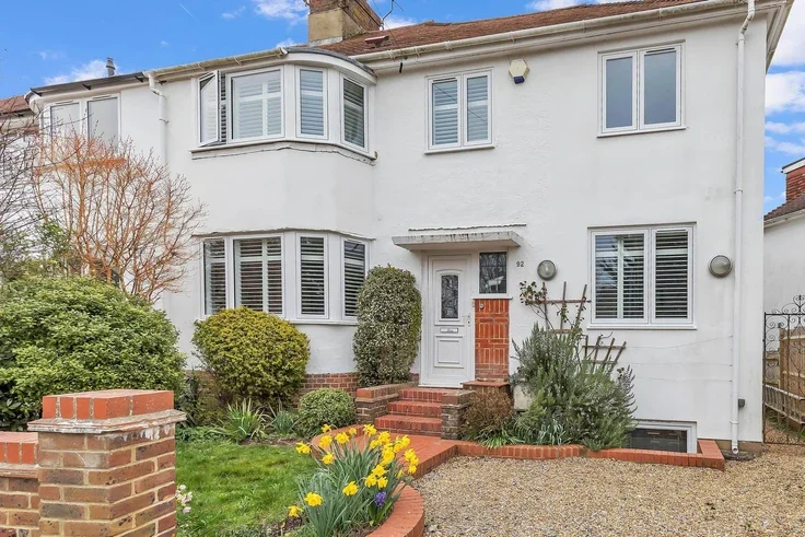 House Overhill Drive in Brighton