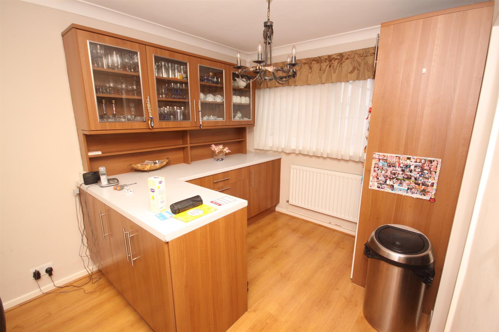 Flat Woodcote Drive in Greater London
