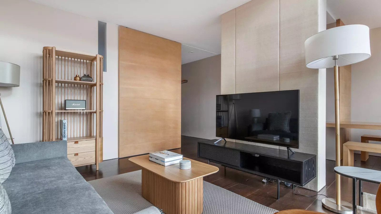 Flat De Beauvoir Crescent in Greater London