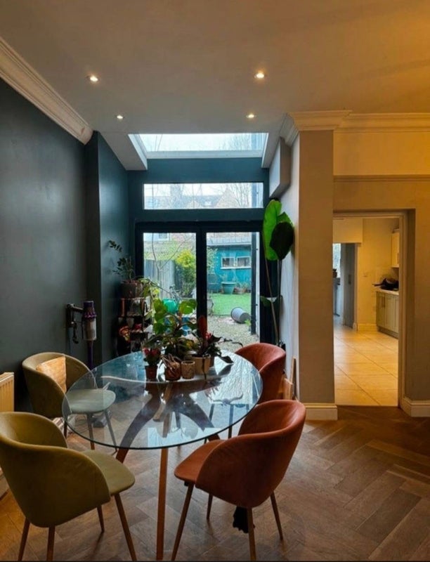 Room Surrey Road in Greater London