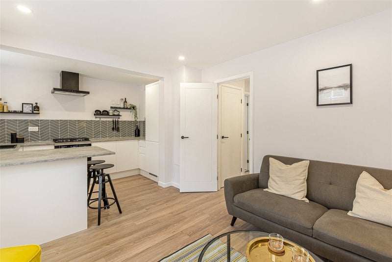 Flat Ashdown Way in Greater London