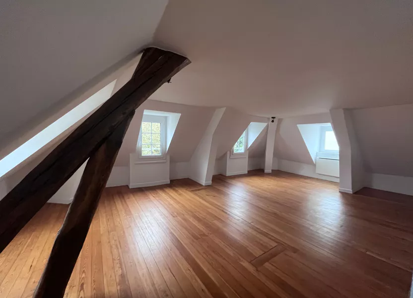 Appartement Rue Notre-Dame-de-Bon-Secours à Compiègne