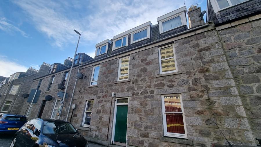 Flat Rose Street in Aberdeen City