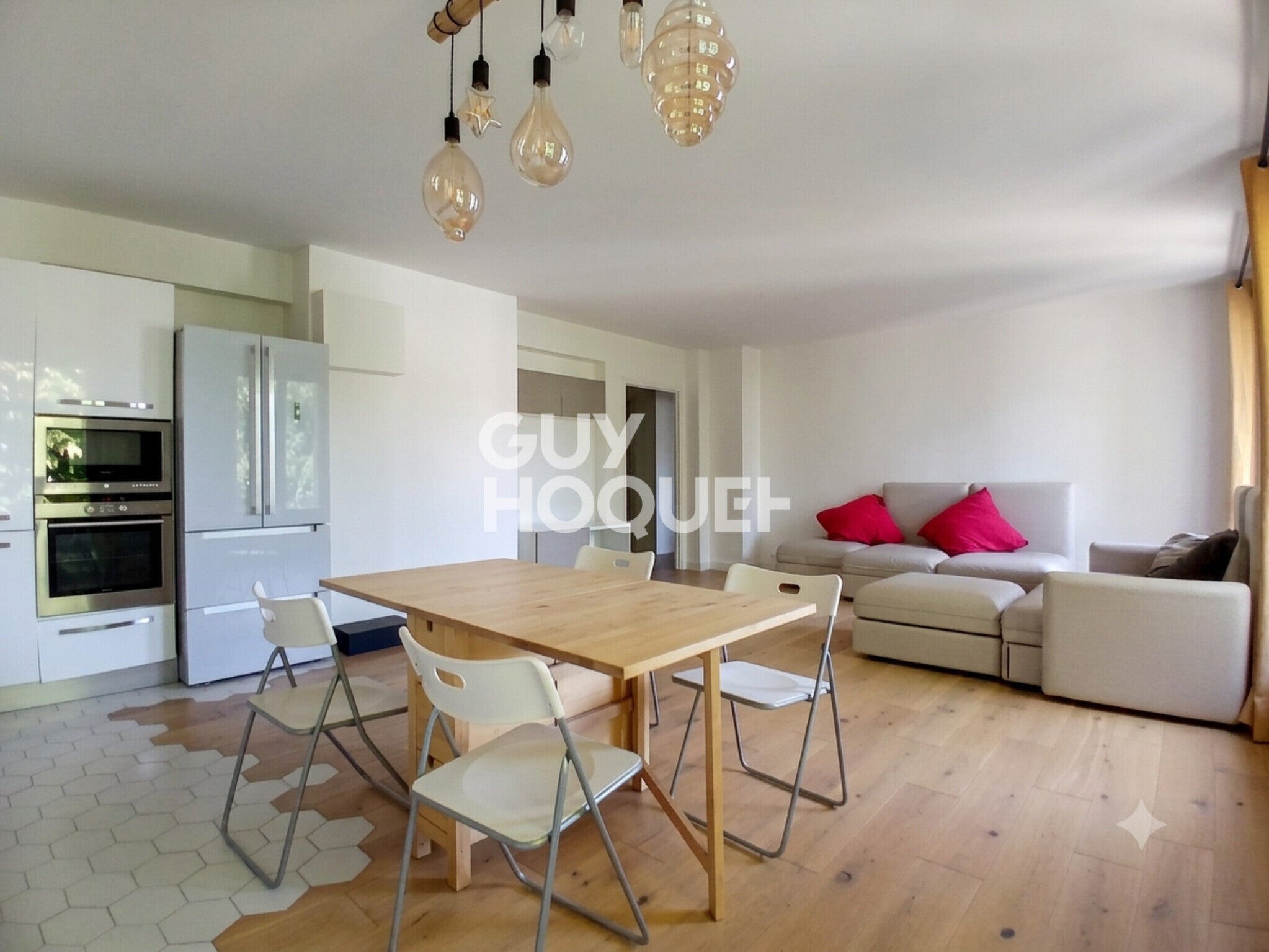 Flat Rue Girouix in Rueil-Malmaison