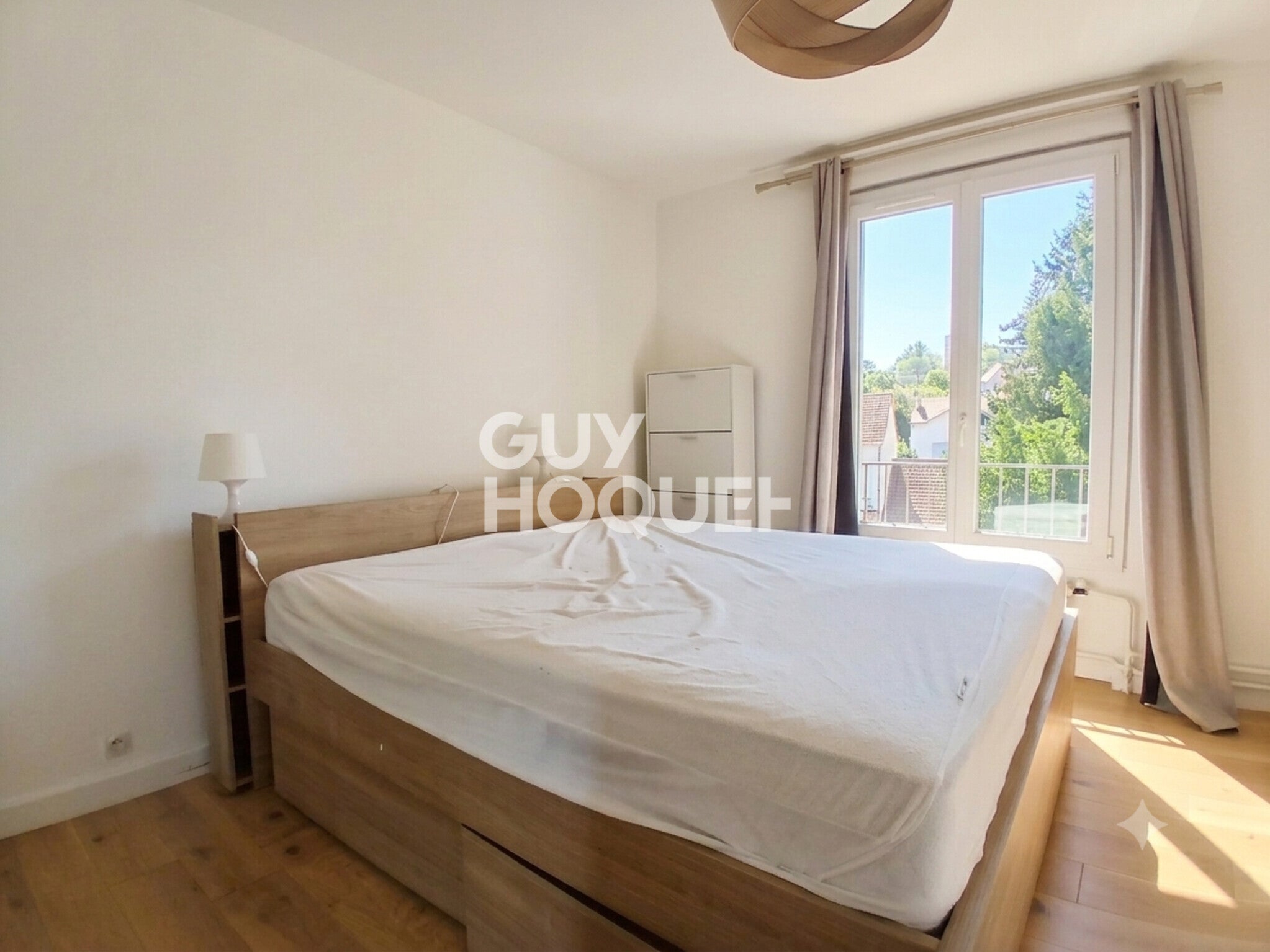 Flat Rue Girouix in Rueil-Malmaison