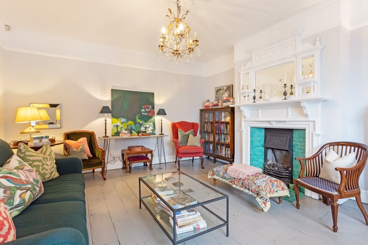 Flat Market Place in South Oxfordshire