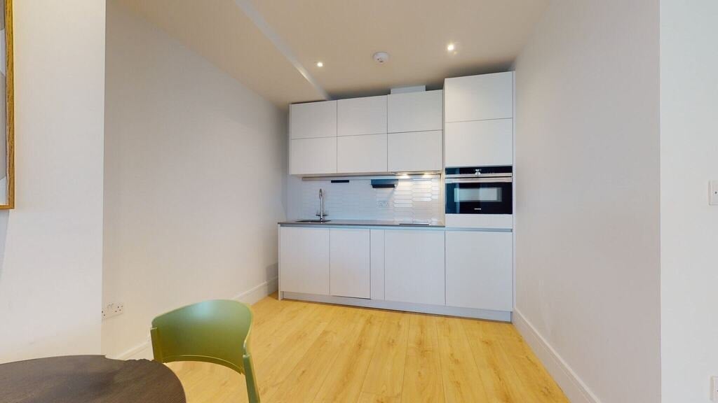 Flat Humphry Repton Lane in Greater London
