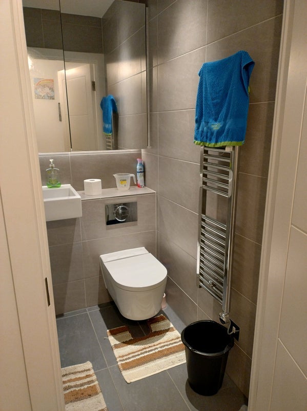 Room Track Street in Greater London