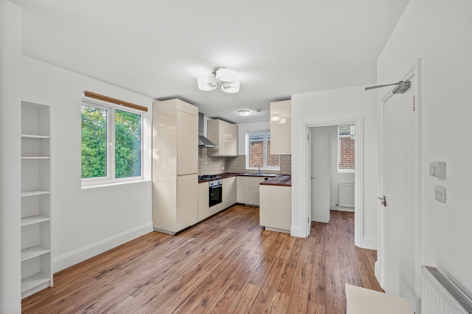 Flat Roehampton Vale in Greater London