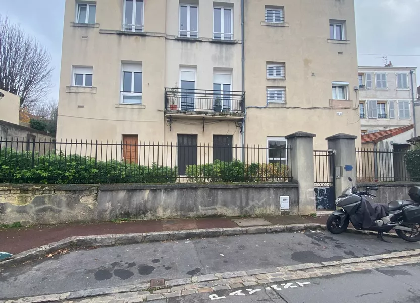 Flat Rue Haute in Rueil-Malmaison
