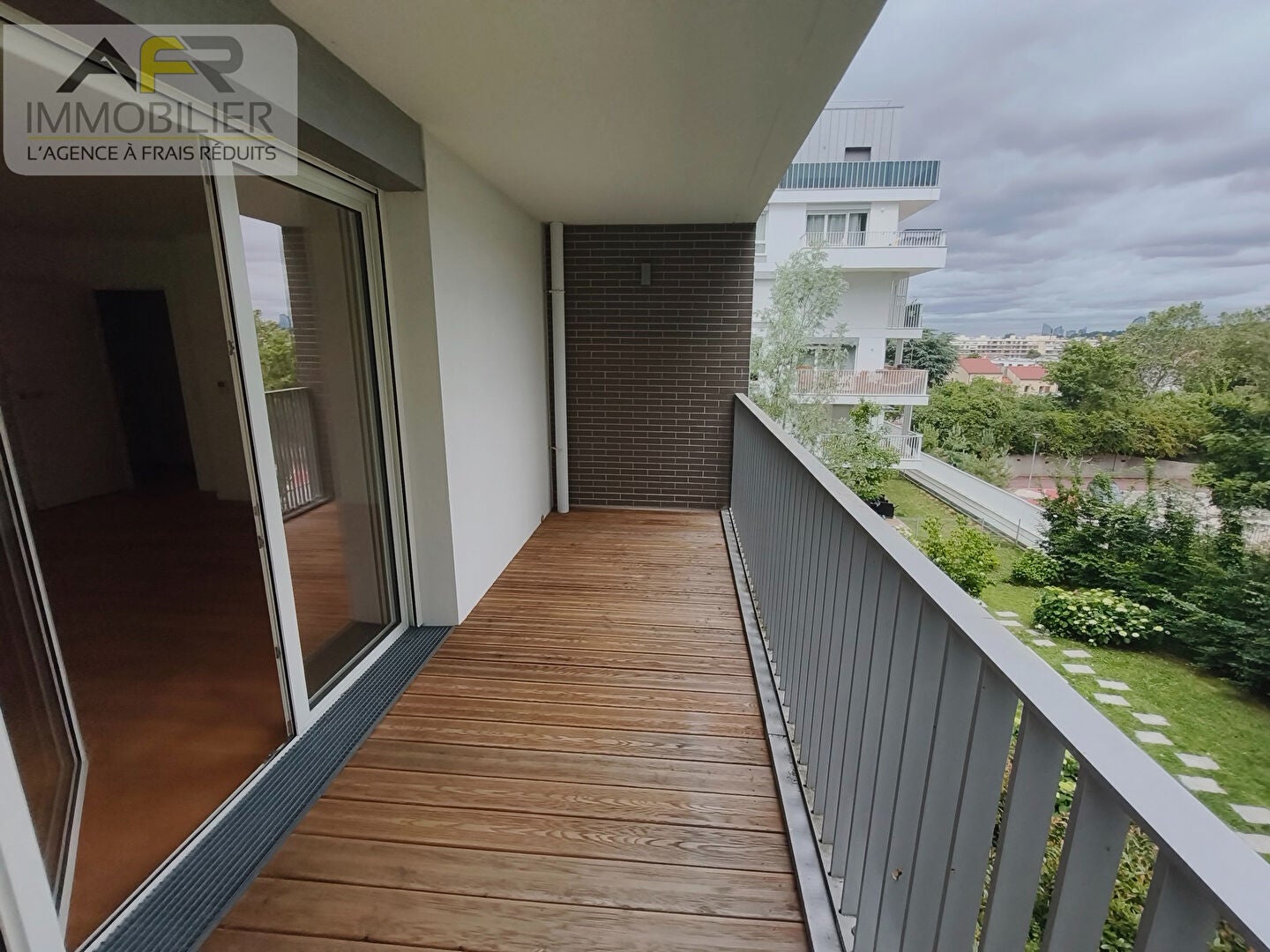 Flat Rue Lionel Terray in Rueil-Malmaison