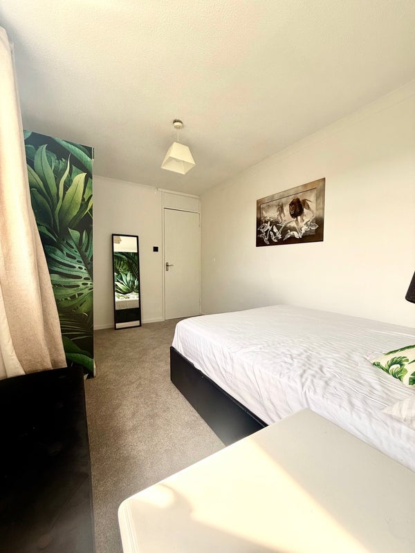 Room Spa Road in Witham
