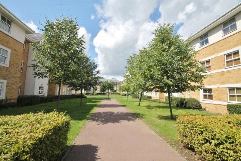 Flat International Way in Sunbury-on-Thames