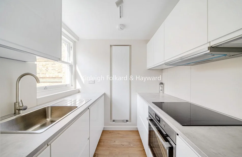 Flat Brixton Road in Greater London