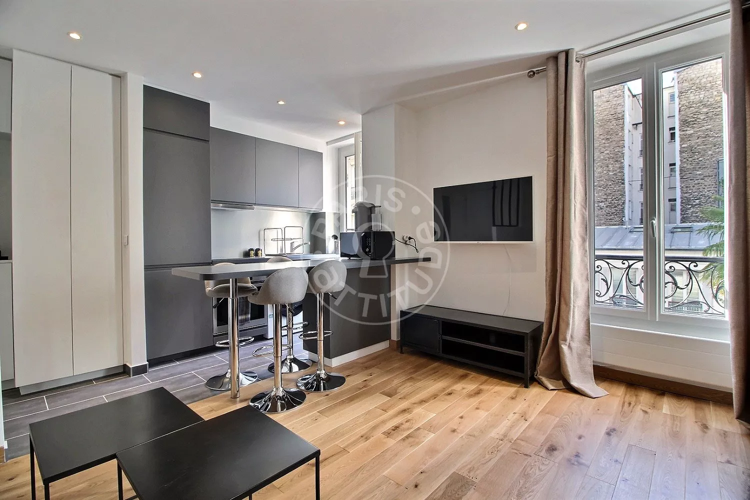 Appartement Rue des Moines à Paris