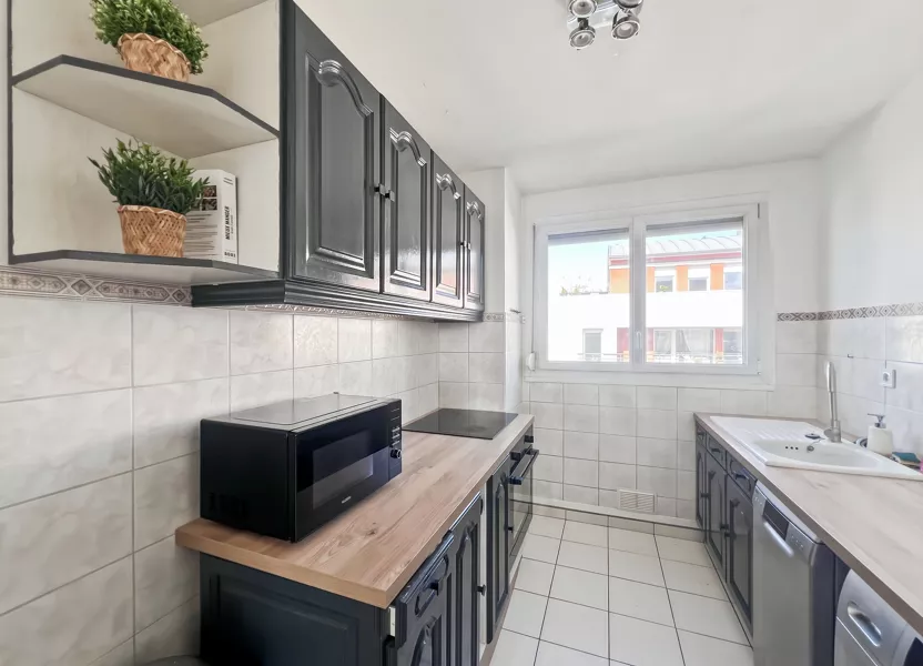 Appartement Rue Marcel Thil à Reims