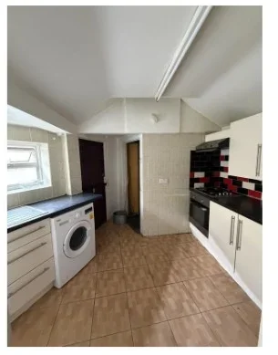Room Finchs Court in Greater London