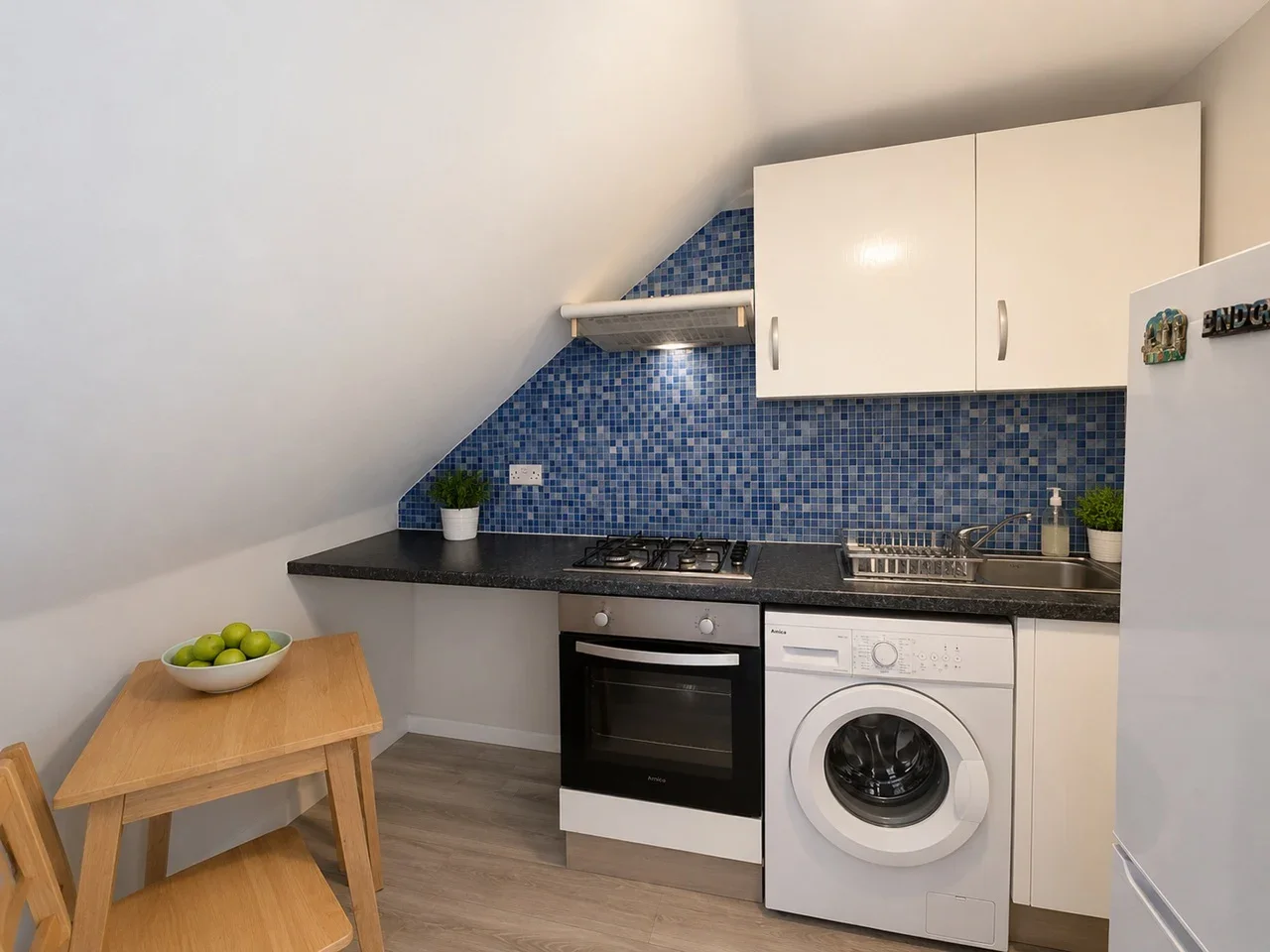 Flat Gladesmore Road in Greater London