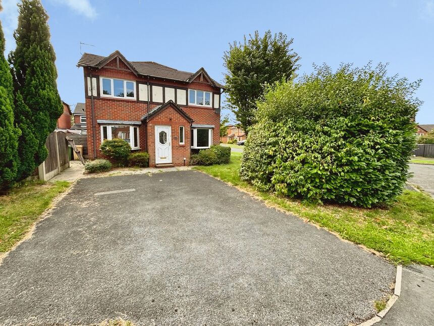 House Beaumont Chase in Bolton