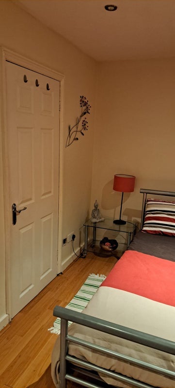 Room Lenthorp Road in Greater London