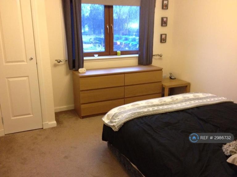 Flat Lochside Road in Forfar