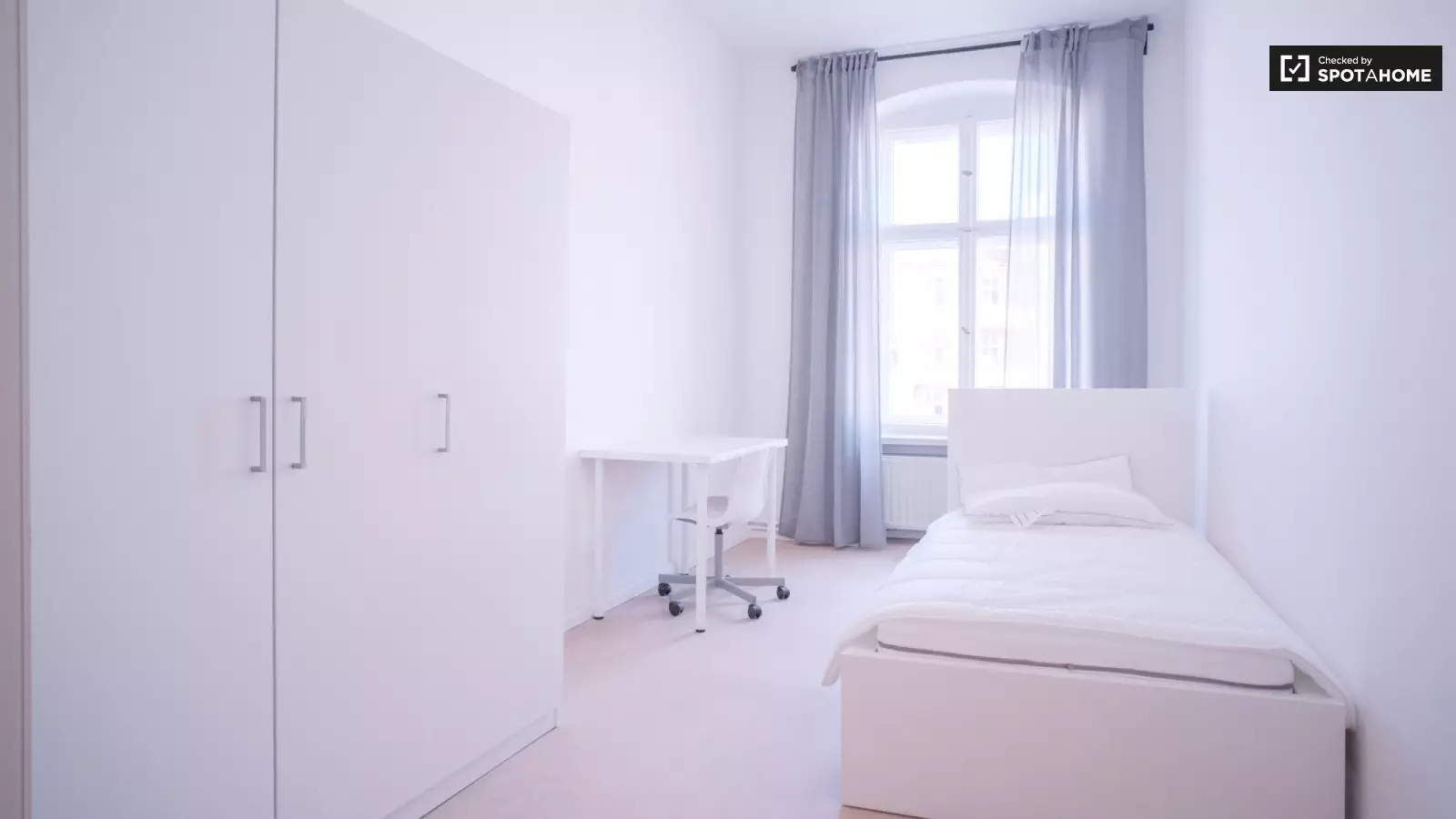 Zimmer Thomasstraße in Berlin