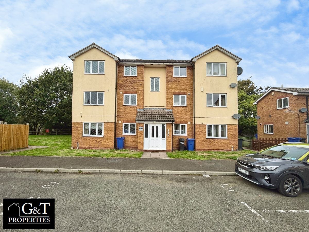 Flat Dadford View in Brierley Hill