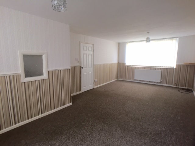 House Wordsworth Close in Hyndburn