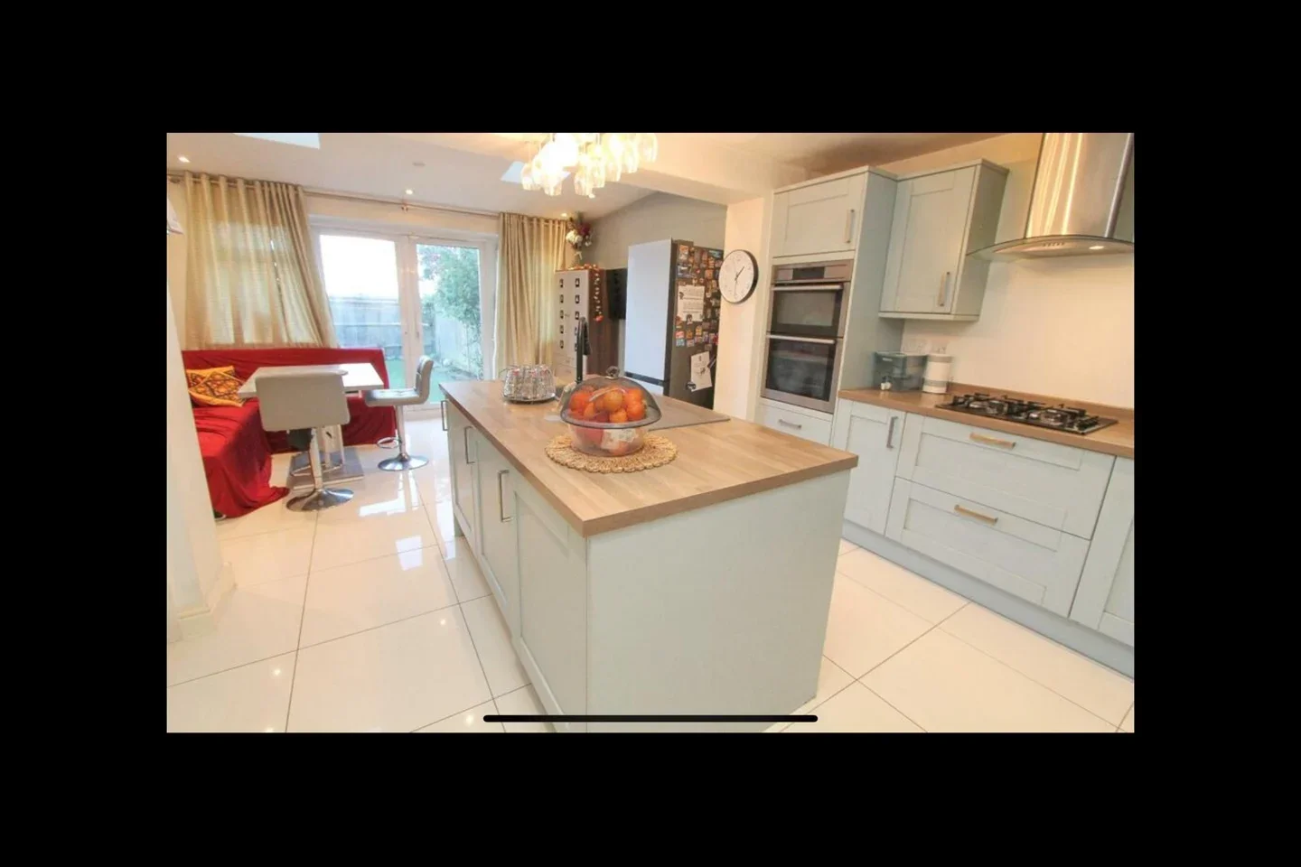 House Nash Close in Greater London