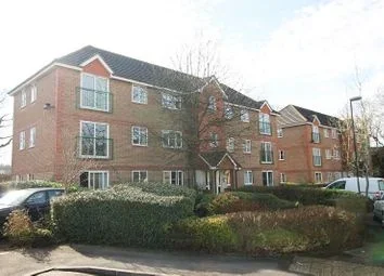Flat Fenchurch Road in Crawley