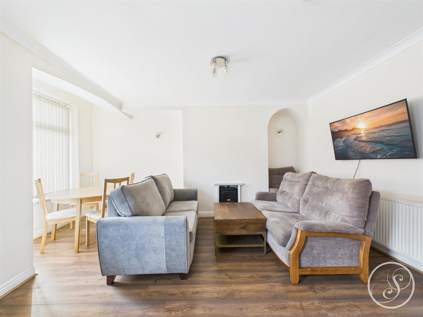 Flat St Hilda's Mount in Leeds