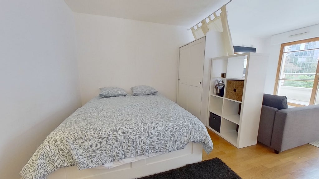 Flat Rue de Strasbourg in Courbevoie