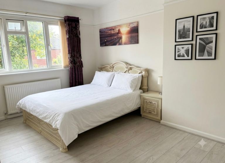 House Prestbury Avenue in Manchester