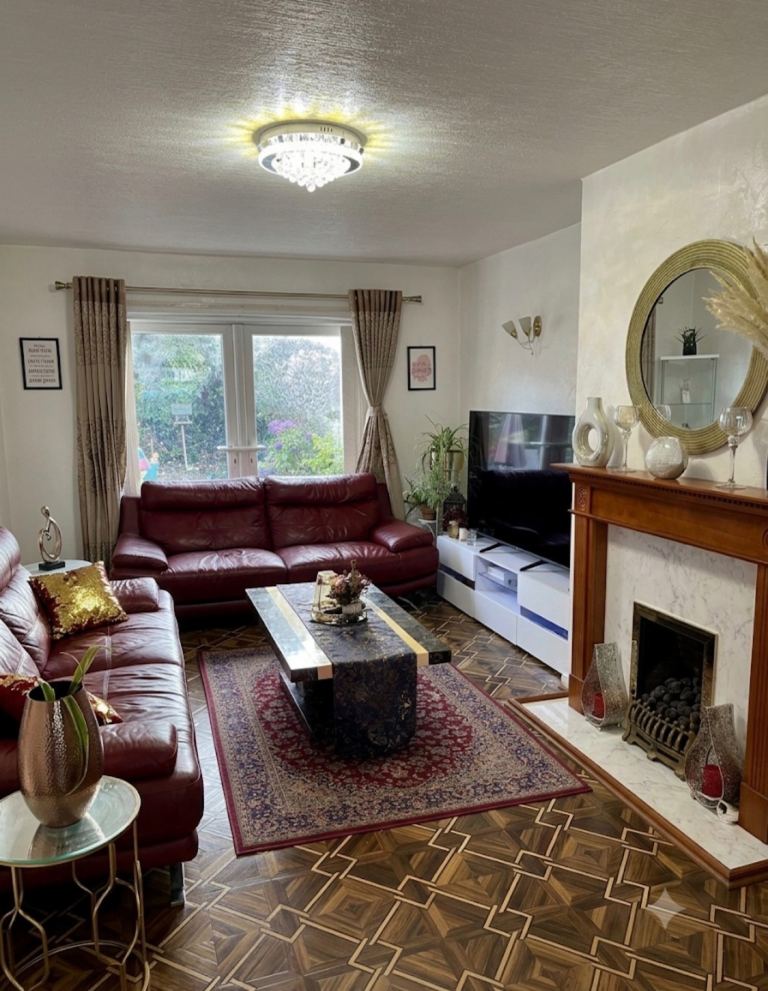 House Prestbury Avenue in Manchester