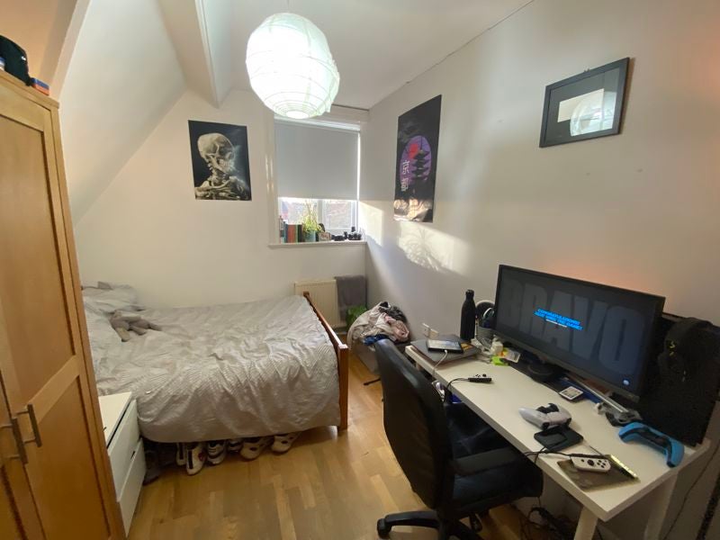 Room Derby Road in Nottingham
