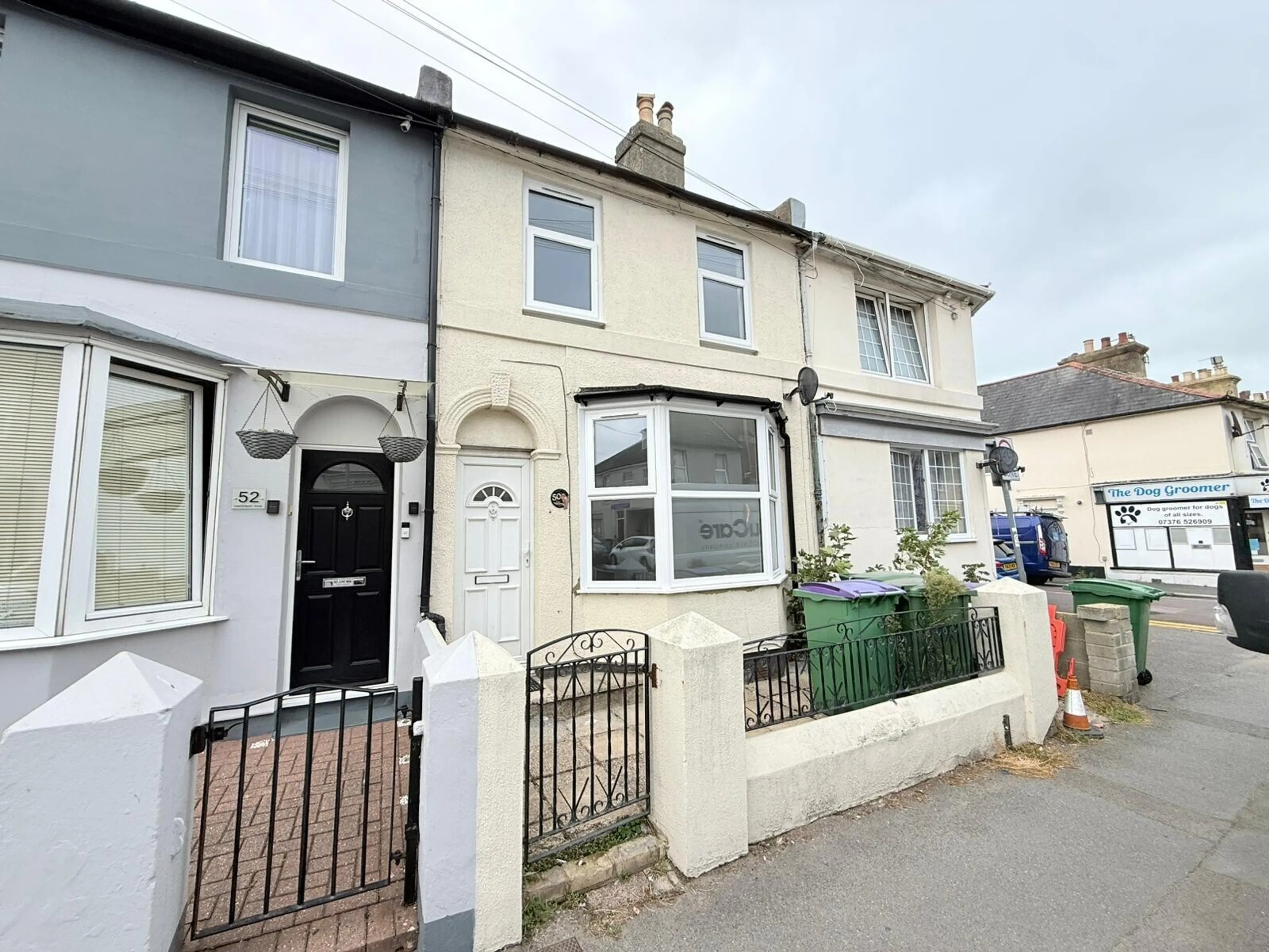 House Canterbury Road in Folkestone and Hythe District
