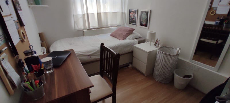 Room Porlock Street in Greater London