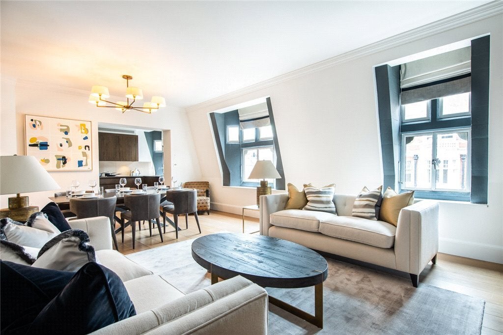 Flat Duke Street in City of Westminster