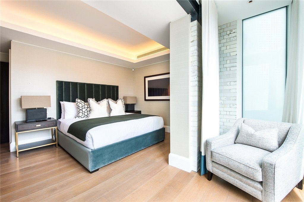 Flat Duke Street in City of Westminster