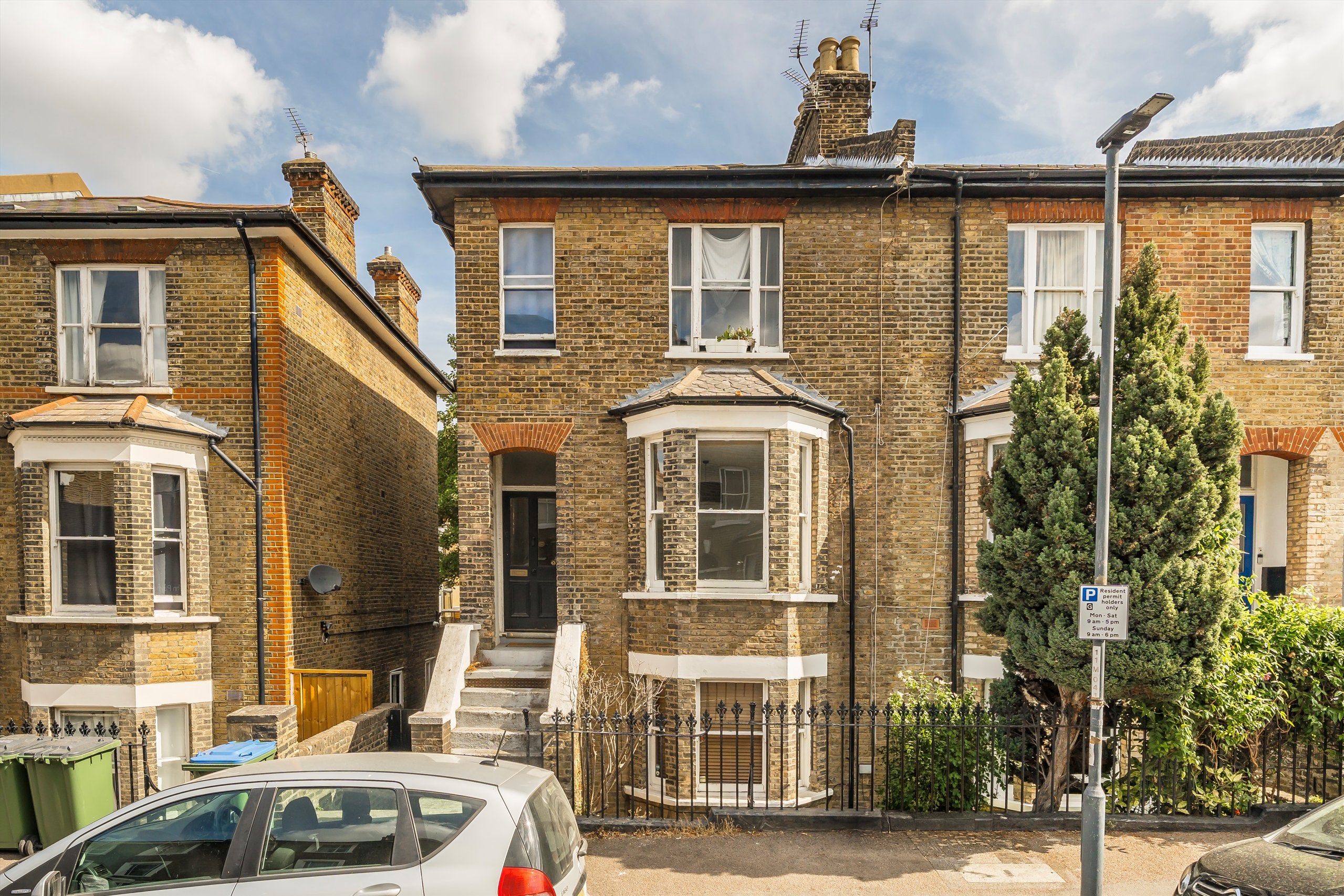 Flat Devonshire Drive in Greater London