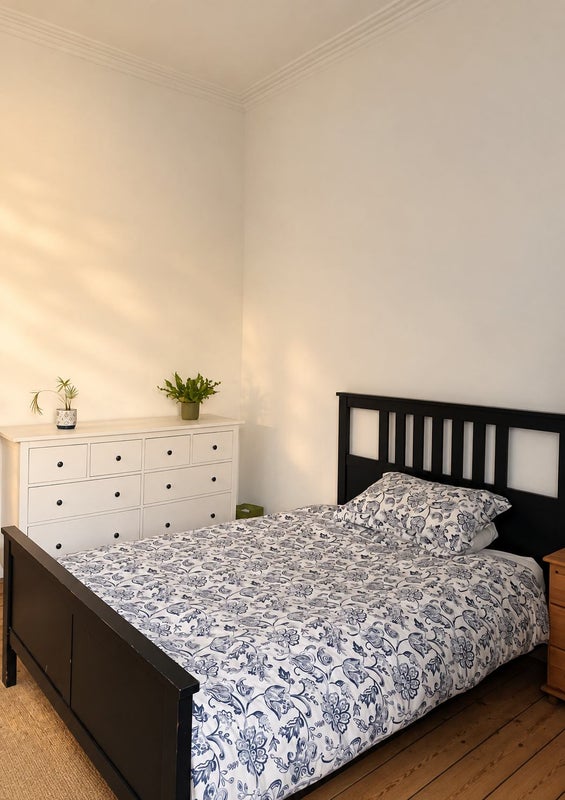 Room Nithsdale Road in Glasgow