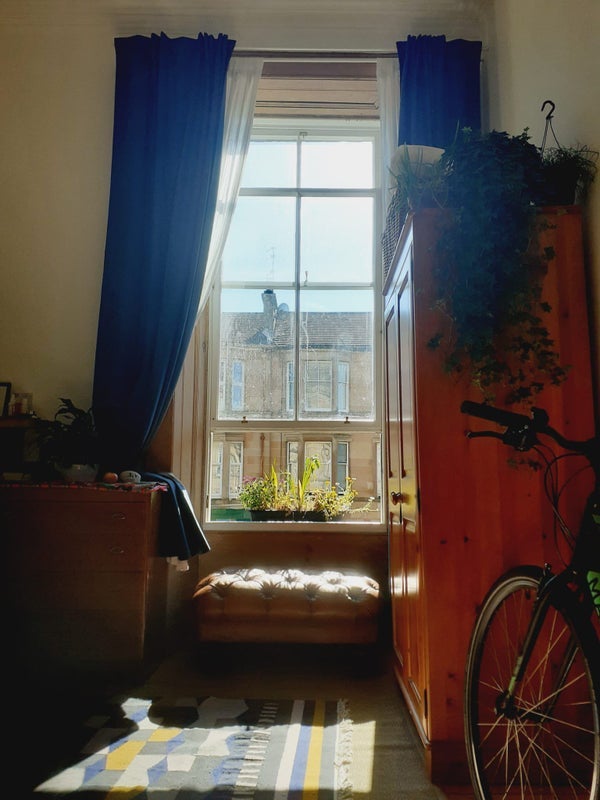 Room Nithsdale Road in Glasgow