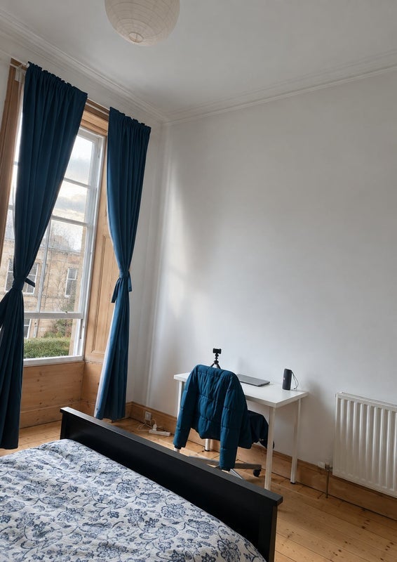 Room Nithsdale Road in Glasgow