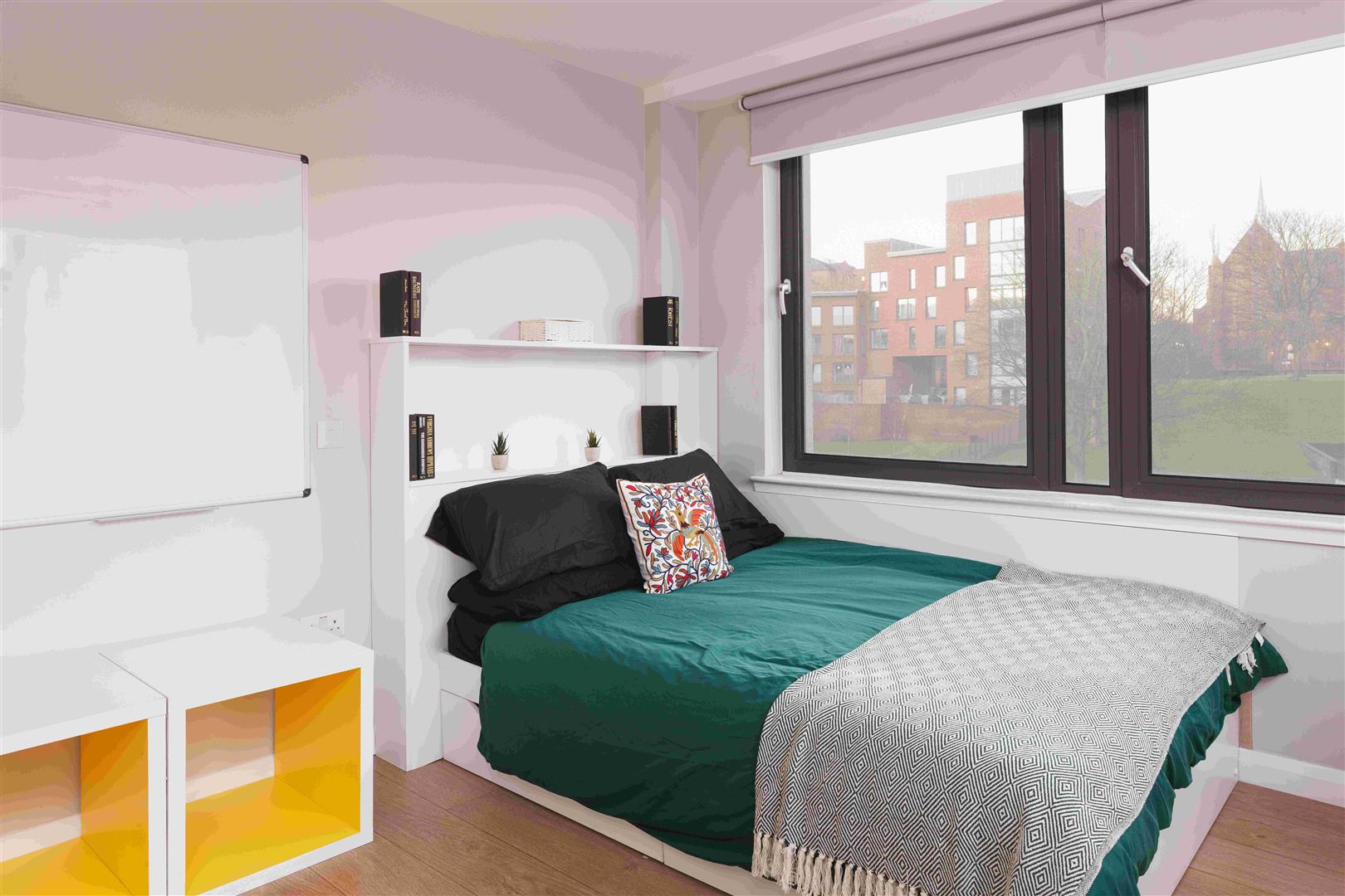 Room Virginia Street in Glasgow